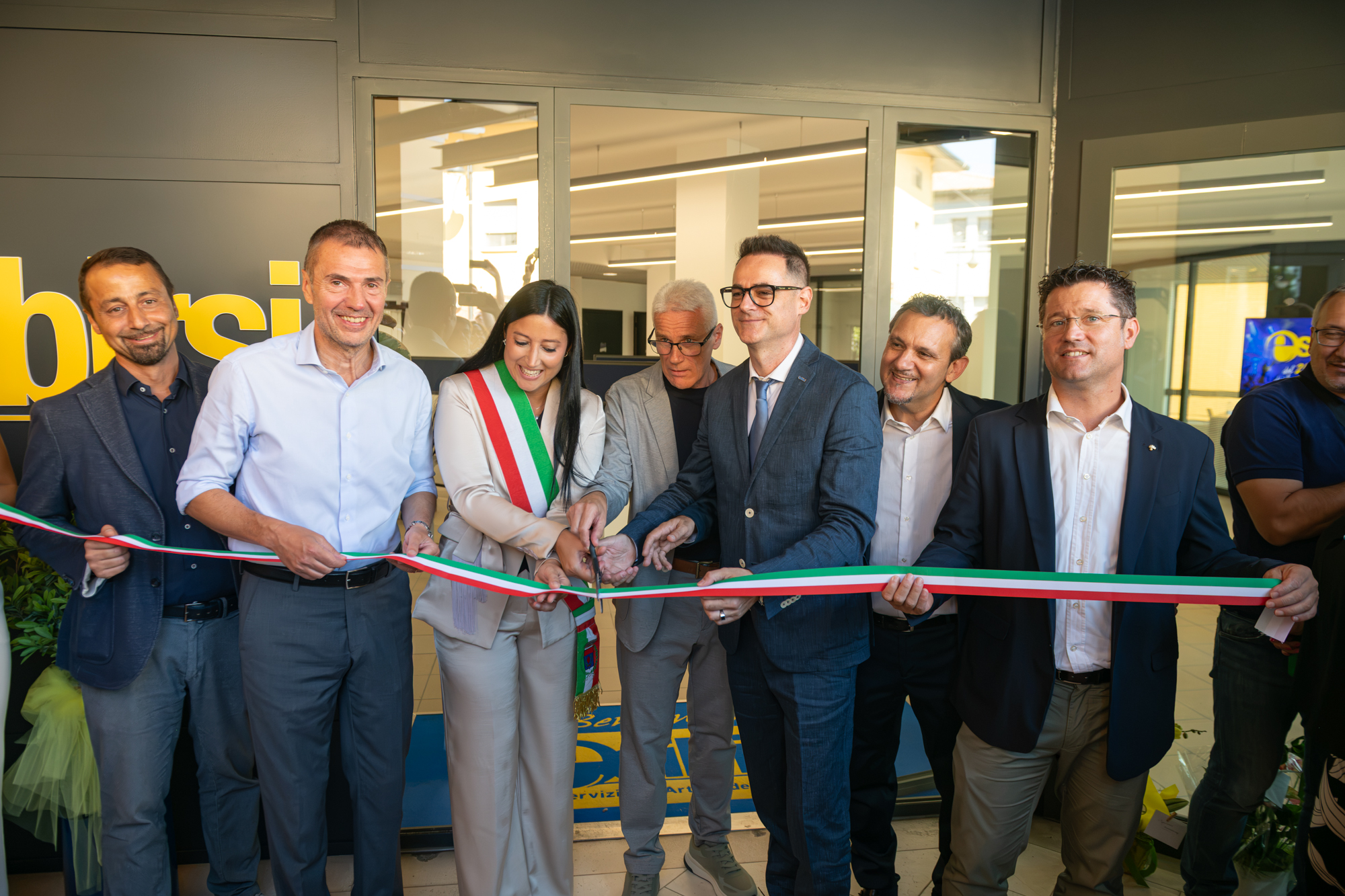 Esibirsi inaugura la nuova sede e il CoWorkShow: quasi 15.000 soci e 29,3 milioni di euro di fatturato nel 2025